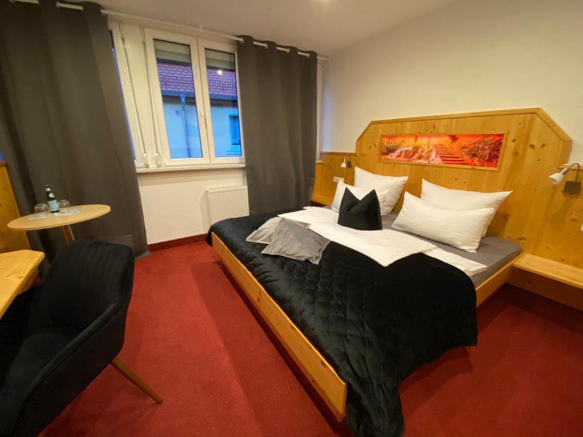 Hotel Wilder Mann Feuchtwangen Dış mekan fotoğraf