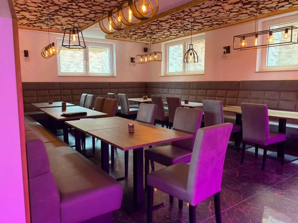 Hotel Wilder Mann Feuchtwangen Dış mekan fotoğraf